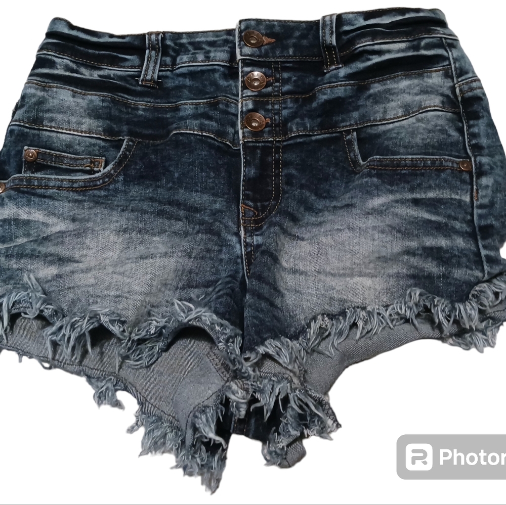 Ariya Brand women's/Juniors Jean Shorts